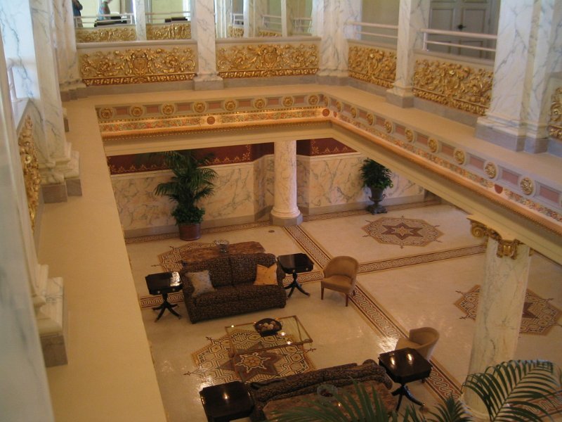 Lobby3